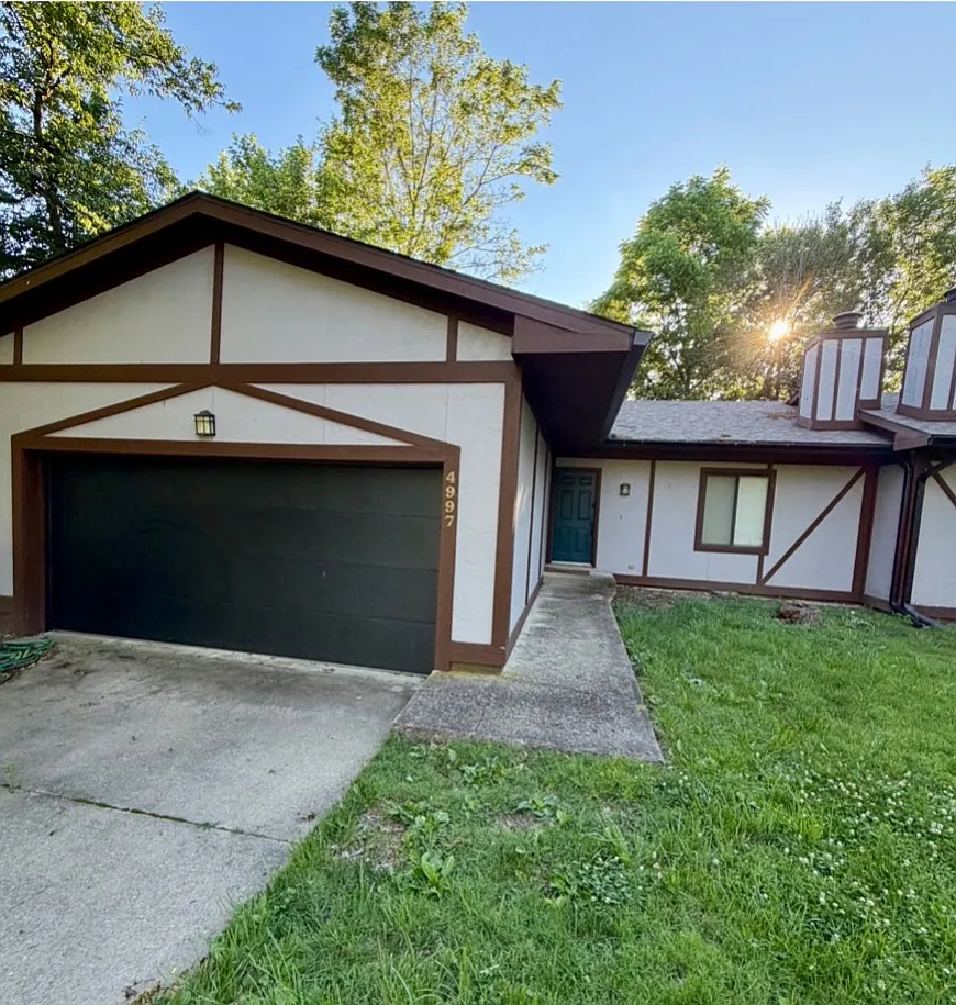4997 Twin Woods Dr — Photo 1