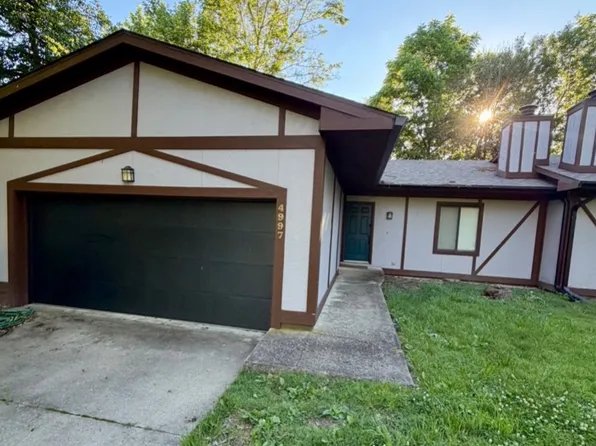 4997 Twin Woods Dr, Dayton, OH 45426