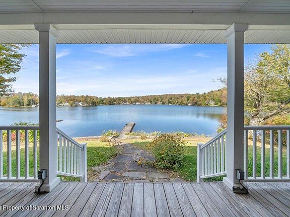 2nd image of 185 Southpoint Rd