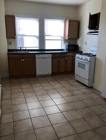 1st image of 27 Park St #6R