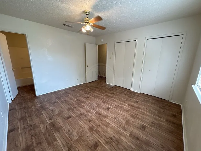 2108 Carousel Dr — Photo 19