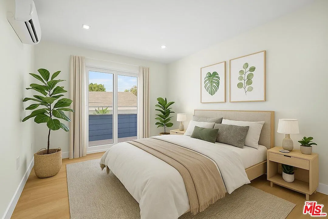 2 bed, 2.0 bath, $3,333 — Photo 1