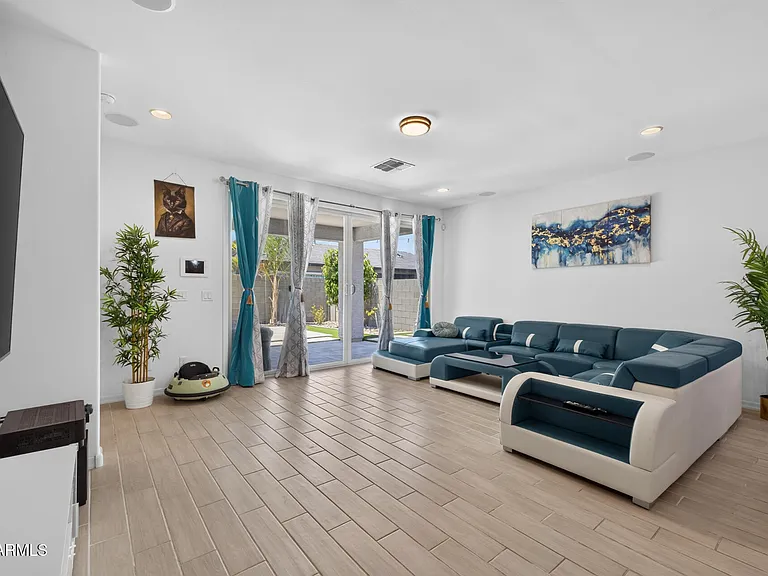 9756 E Seismic Ave — Photo 7