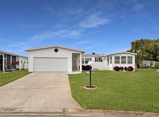 8435 Regal Way, Palmetto, FL 34221