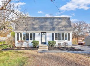 95 Bairdcrest Rd, Springfield, MA 01118