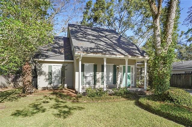 1st image of 209 E Saint Mary Dr