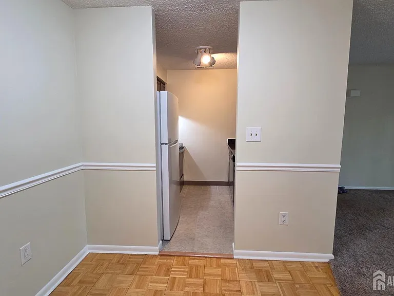 1514 Ravens Crest Dr — Photo 5