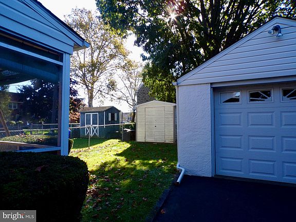 4th image of 245 E Turnbull Ave