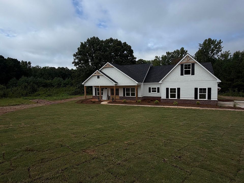 1st image of 149 Twin Oaks Dr