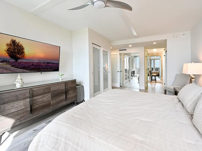 4001 Gulf Shore Blvd N — Photo 13
