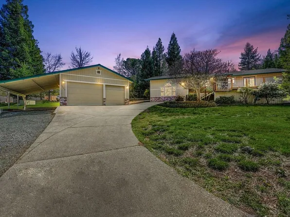 13568 Torrey Pines Dr, Auburn, CA 95602