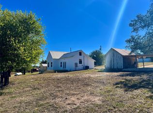 305 N Hall St, Richland Springs, TX 76871