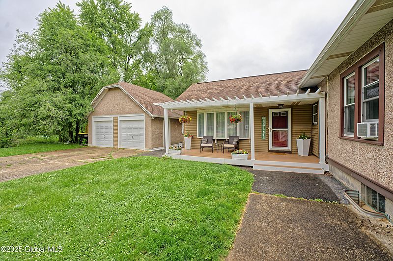 5th image of 1414 Vley Road
