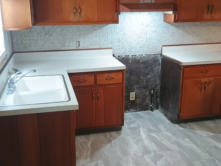 2712 S Roena St — Photo 5