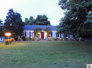 76 Maplewood Cir, Murray, KY 42071
