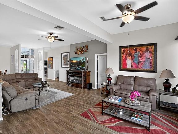 4th image of 9131 Old Hickory CIR