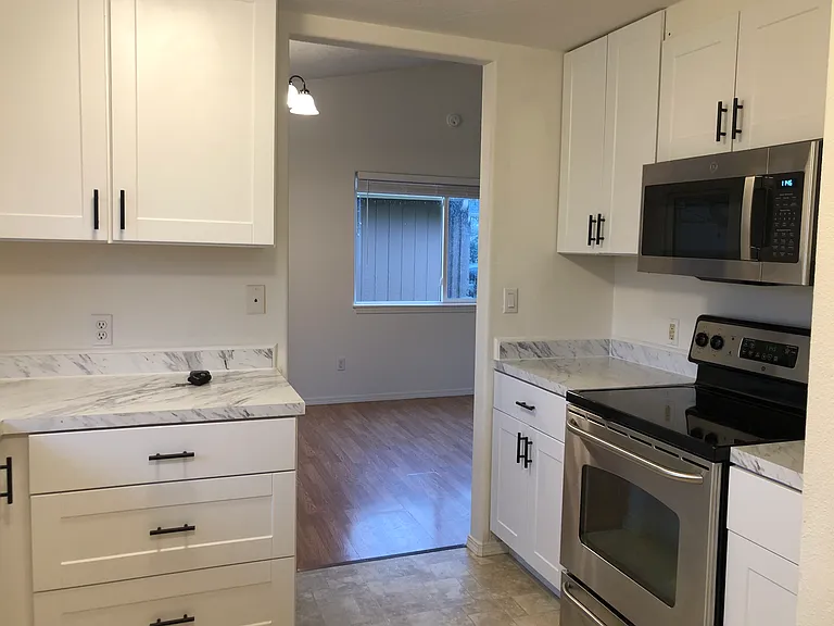 4225 Mahrt Ave SE — Photo 9
