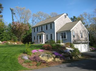 22 Maple St, Mashpee, MA 02649