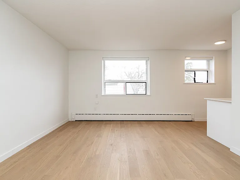 1420 Kingston Rd — Photo 10