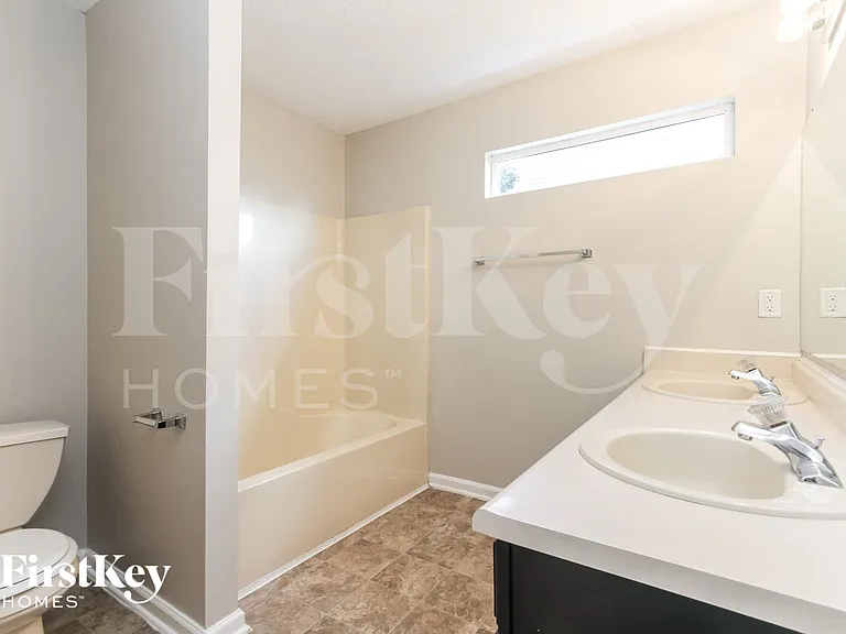 5030 Thompson Park Blvd — Photo 10