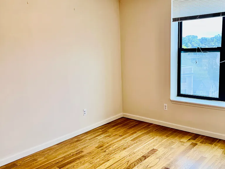 148 Main St #3E — Photo 8