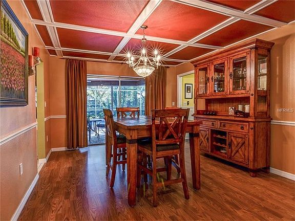 5th image of 2895 Knollwood Ct