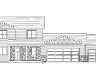 471 Rustic Ridge Dr, Brillion, WI 54110