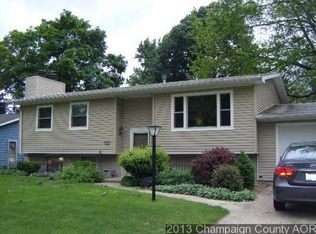 1807 Winchester Dr, Champaign, IL 61821