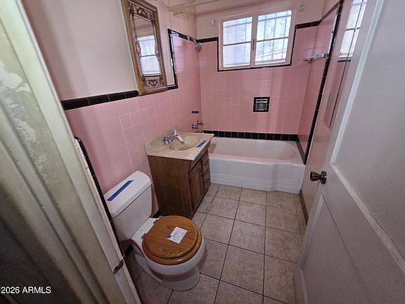 5th image of 3237 W PIERCE Street
