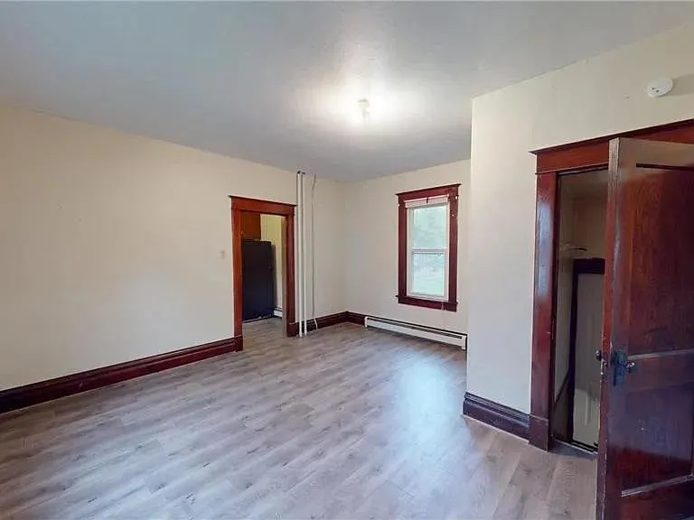 316 Court St — Photo 7