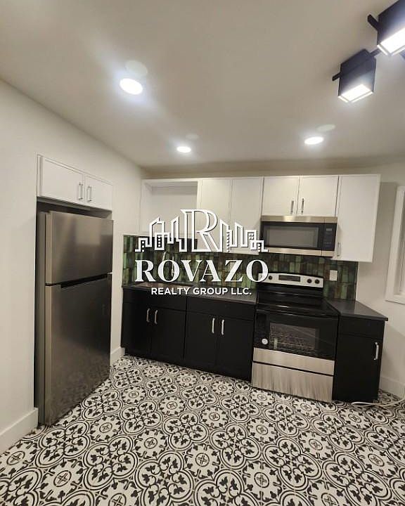 1st image of 28 Providence St #32-4B