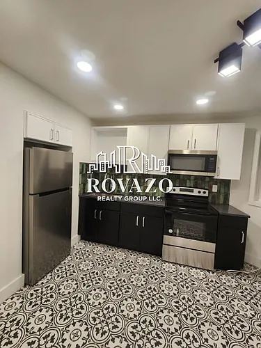 28 Providence St #32-4B Photo 1