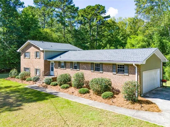 3201 Bomar Rd, Douglasville, GA 30135