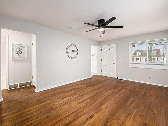 2nd image of 630 E Jeffrey Pl