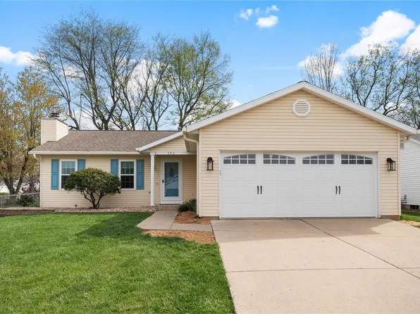 306 Briarwood Dr, Waterloo, IL 62298