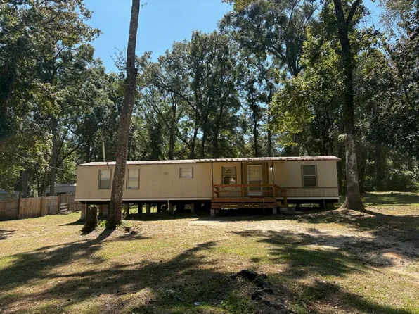 9047 Hardwood Ln, Tallahassee, FL 32311