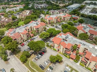 Kenland Bend, Miami, FL 33186