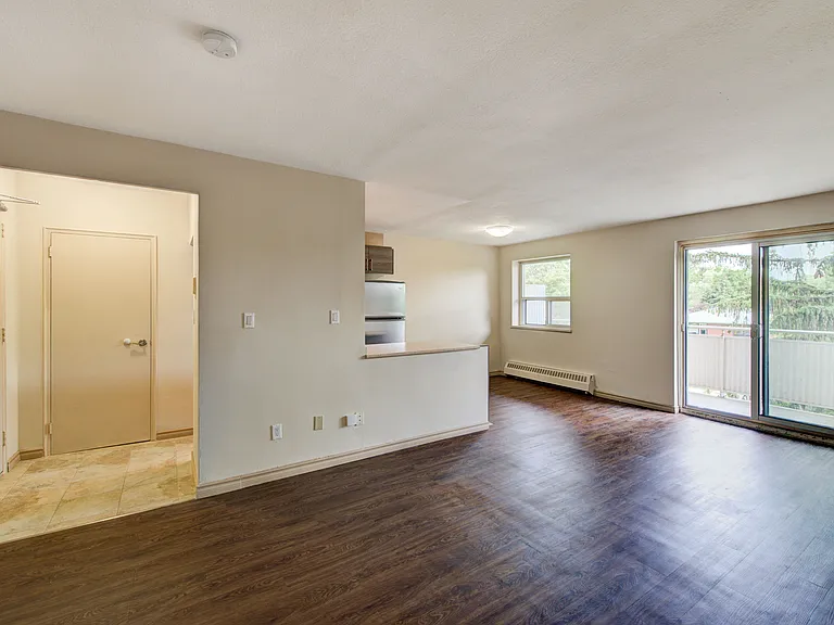 31 Park Blvd — Photo 12