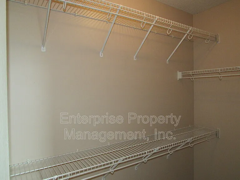 9740 Riggin Dr — Photo 13