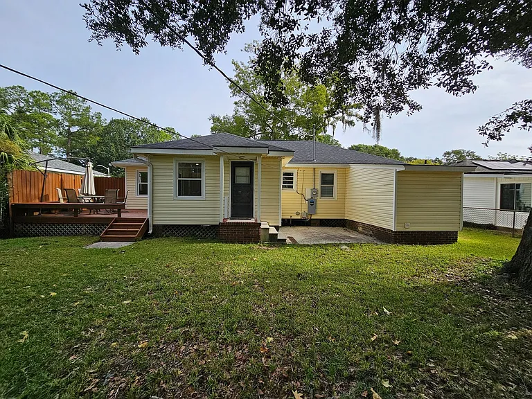303 Brandywine Rd — Photo 16
