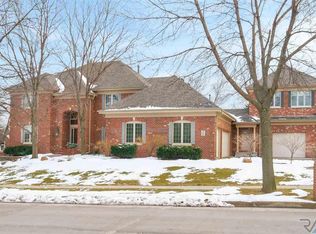 209 W St Andrews Dr, Sioux Falls, SD 57108