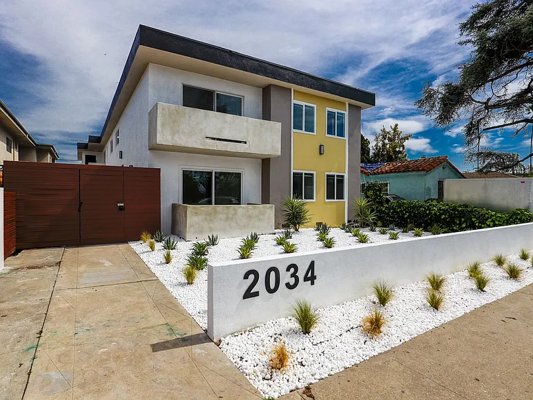 2034 S Garth Ave — Photo 89