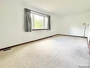 491 Leetonia Dr — Photo 8