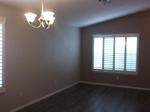 5th image of 681 Wind River Ave