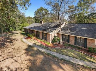 200 Woodlawn Ct, Pearl River, LA 70452