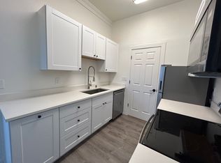 1223 W Nickerson St APT 3A, Seattle, WA 98119