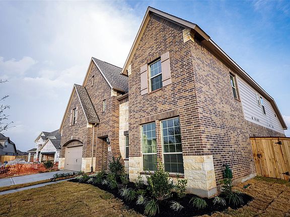3rd image of 30107 Alder Run Ln