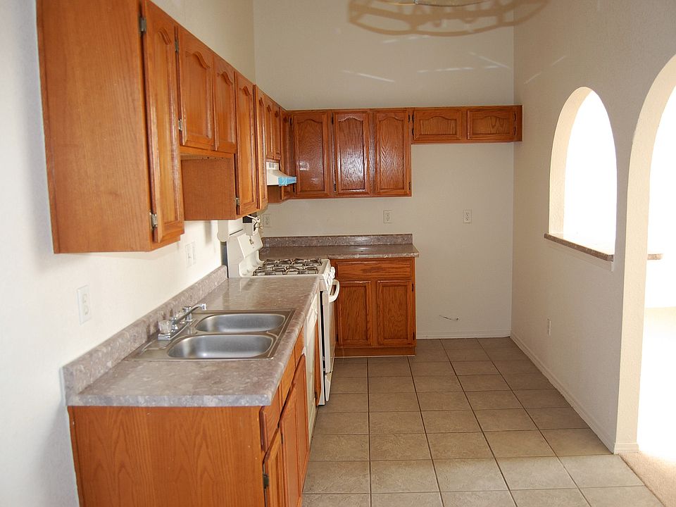 2nd image of 456 Von Bargen Dr
