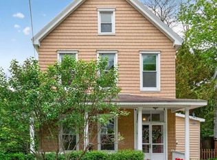 121 Maple Avenue, Troy, NY 12180