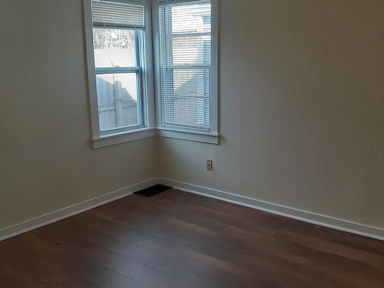 33323 N US Highway 45 — Photo 17
